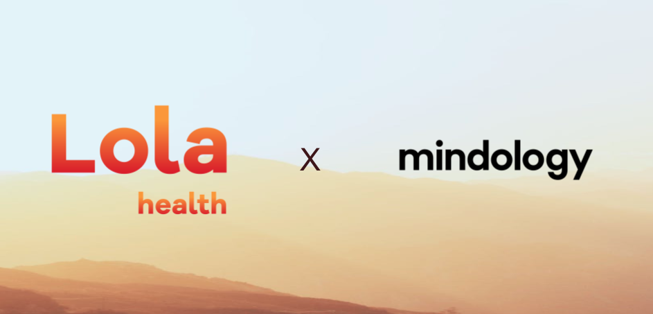 Logos de l'assurance santé Lola health et de Mindology devant un ciel et des montagnes